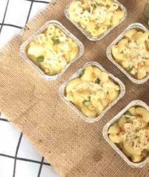 5 KREASI MASAKAN BUNDA UNTUK SI KECIL SUPAYA LAHAP MAKAN, ALA RIZKA FEBRIYANTI
