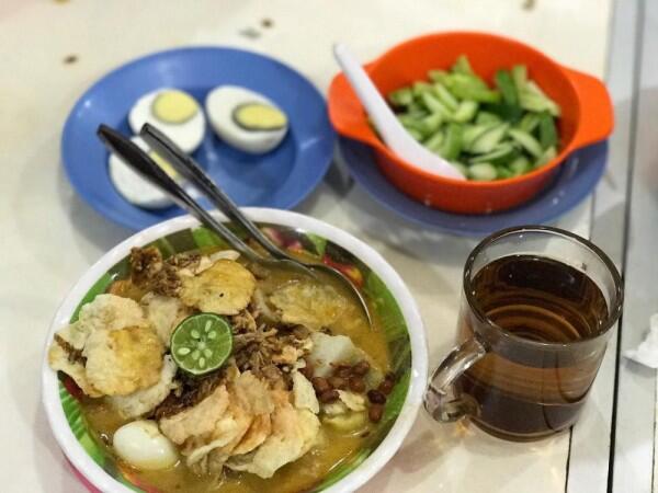 5 Rekomendasi Lontong Kari Enak di Bandung, Cocok Pisan buat Sarapan!