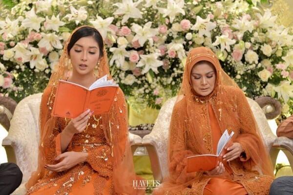Dekorasi Pengajian hingga Siraman Kevin Liliana, Indah Bertabur Bunga