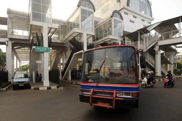 Dishub DKI Belum Berhasil Remajakan Metromini