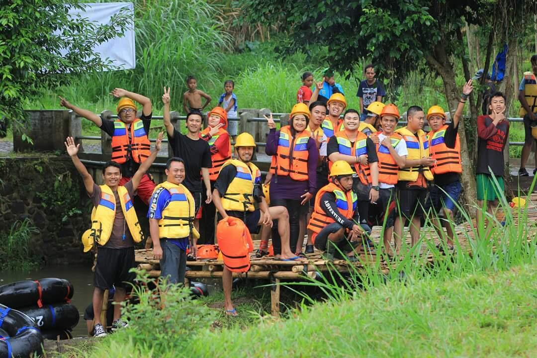 KAMPOENG BANYU RIVER TUBING PAMOTAN