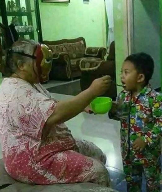 10 Kelakuan Polos Anak Kecil Ini Dijamin Bikin GanSis Tersenyum Hingga Terbahak-bahak