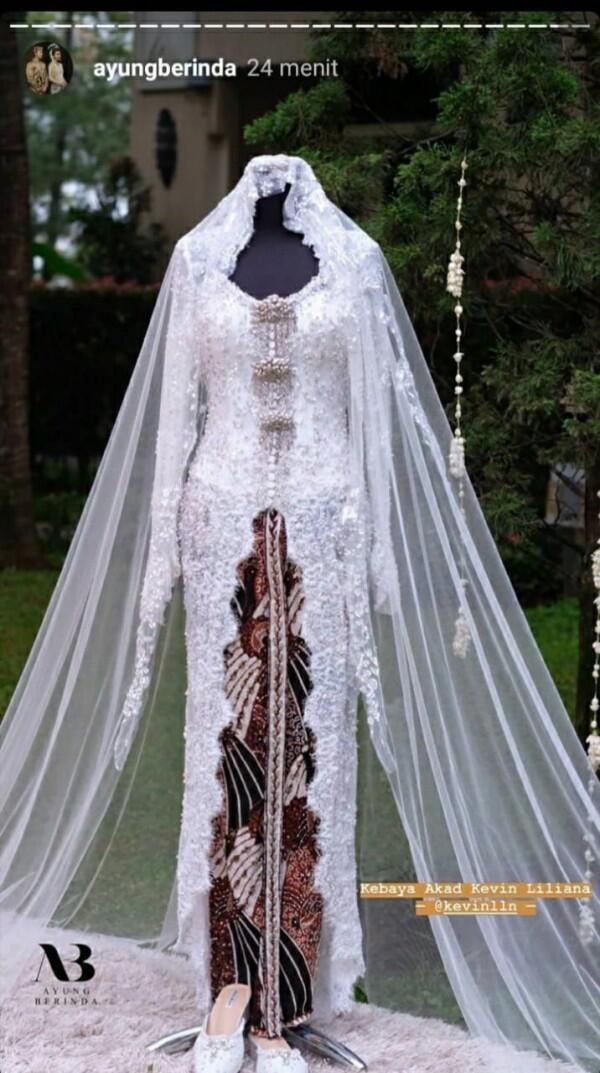 9 Style dan Makeup Akad Nikah Kevin Liliana, Adat Sunda Tanpa Siger
