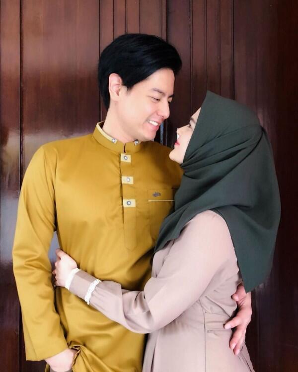 Umumkan Kehamilan, 10 Potret Kemesraan Roger Danuarta & Cut Meyriska