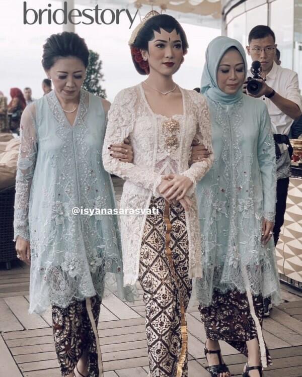 9 Style dan Makeup Akad Nikah Isyana Sarasvati, Pakai Adat Jogja Putri