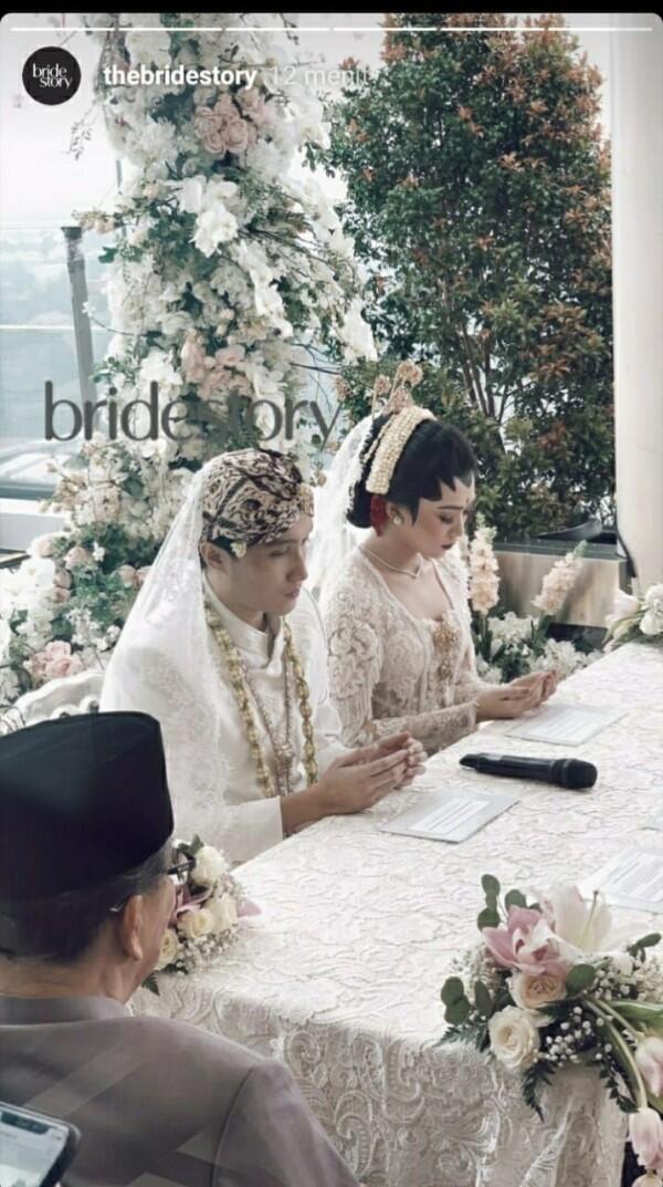 9 Style dan Makeup Akad Nikah Isyana Sarasvati, Pakai Adat Jogja Putri
