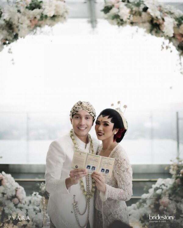 9 Style dan Makeup Akad Nikah Isyana Sarasvati, Pakai Adat Jogja Putri