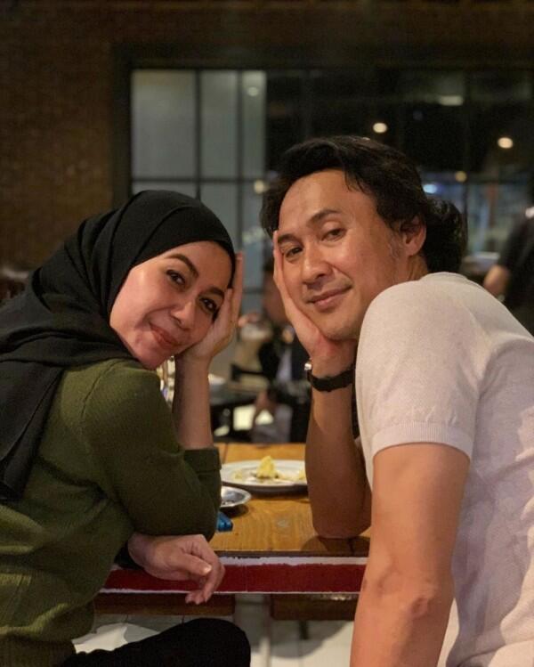 10 Potret Kemesraan Agus Kuncoro & Istri Tercinta di Anniversary ke-15