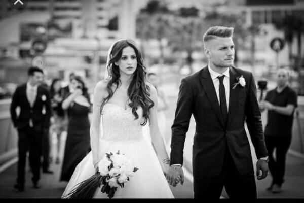 Family Goal, Ini 9 Potret Pesepak Bola Ciro Immobile Bersama Keluarga