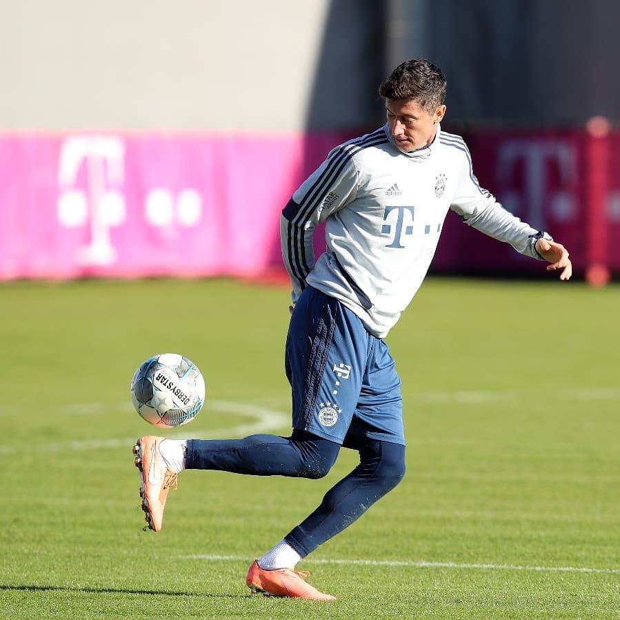 Lewandowski Pemain Terbaik Polandia!