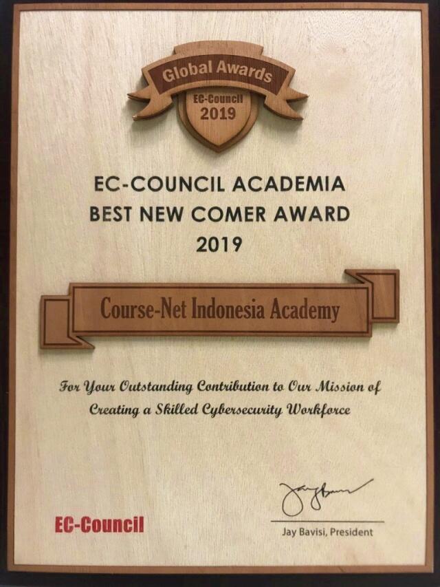 Kementrian Pertahanan RI belajar CCNA di Course-Net juga loch, Anda Kapan?