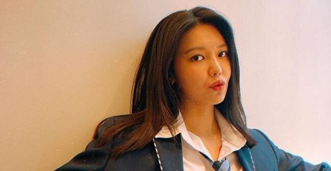 Anggota WJSN Buat Sooyoung 'SNSD' Menangis di Lift