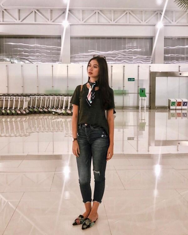 Style Manis Pakai Flatshoes ala Seleb, Bisa buat Berbagai Acara!