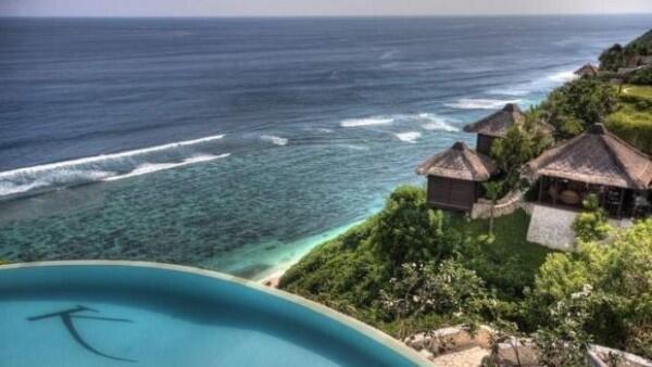 10 Rekomendasi Tempat Wisata Indah di NTB, Gak Cuma Labuan Bajo