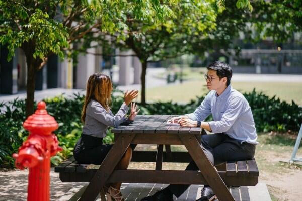 5 Tips Beritahu Pasangan bahwa Kamu Ingin Break dari Hubungan