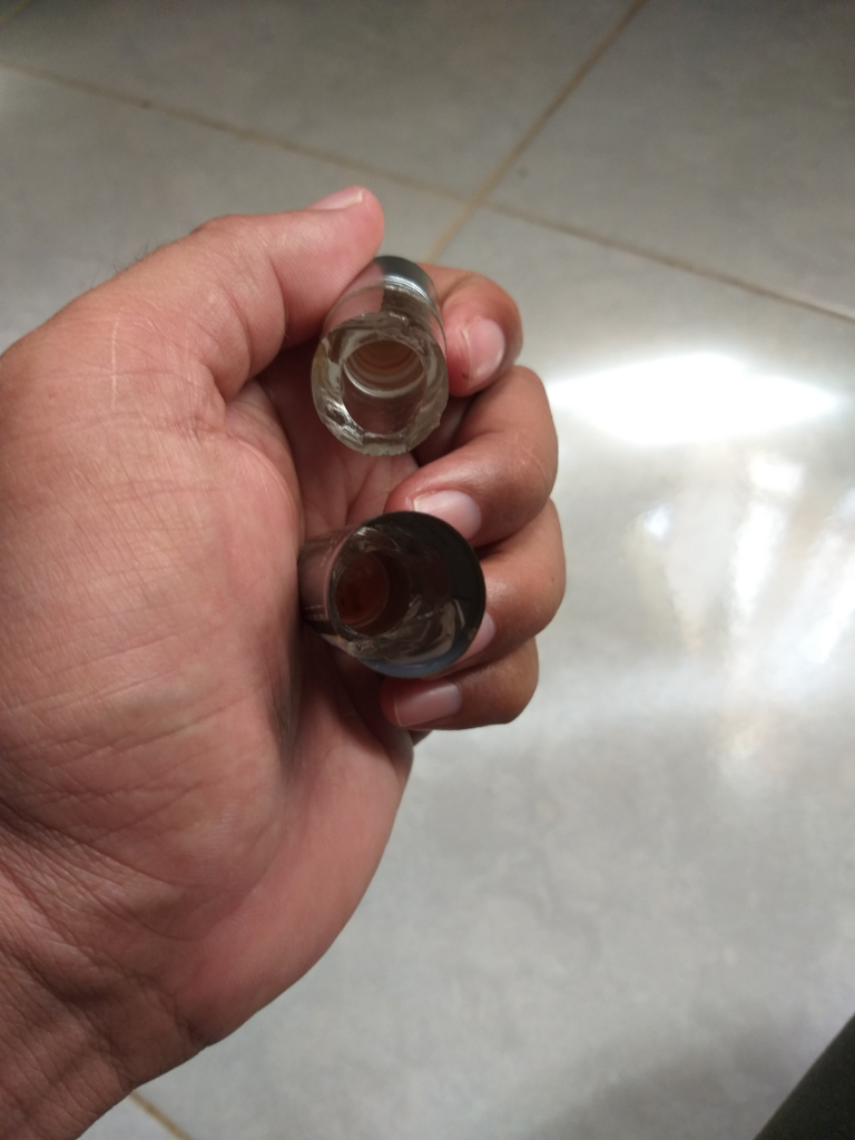 Botol Minyak Bertuah Dari Pedalaman Kalimantan Pecah