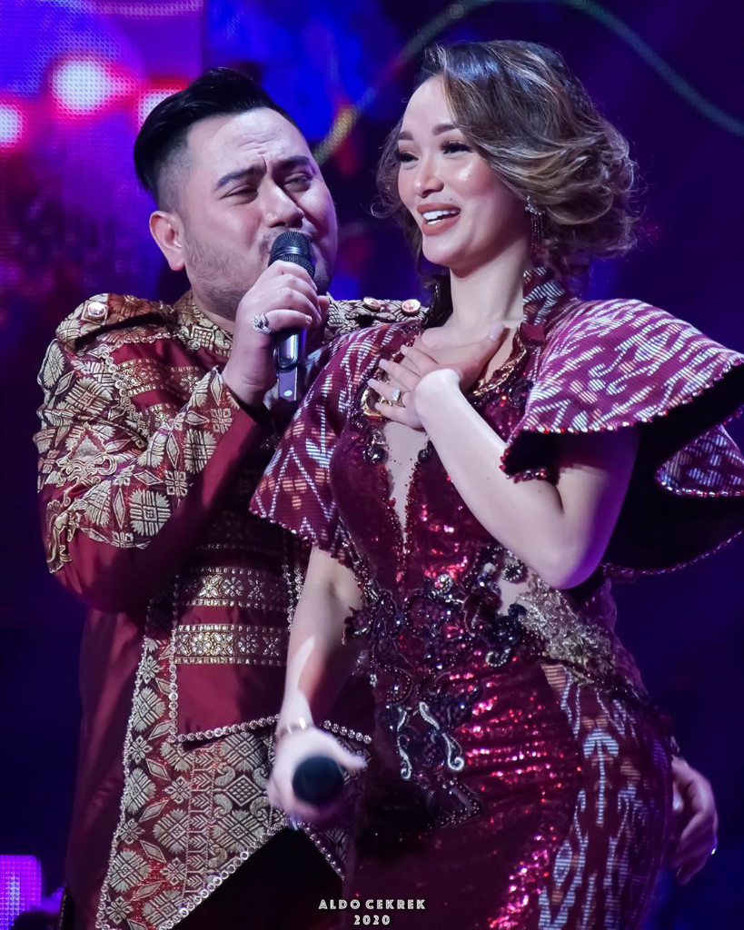 Dari Kisah Pilu Zaskia Gotik, Hingga Jadi Sukses Dengan Bayaran Ratusan Juta