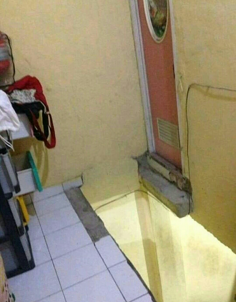 Bikin Ngakak! 7 Desain Toilet Paling Absurd