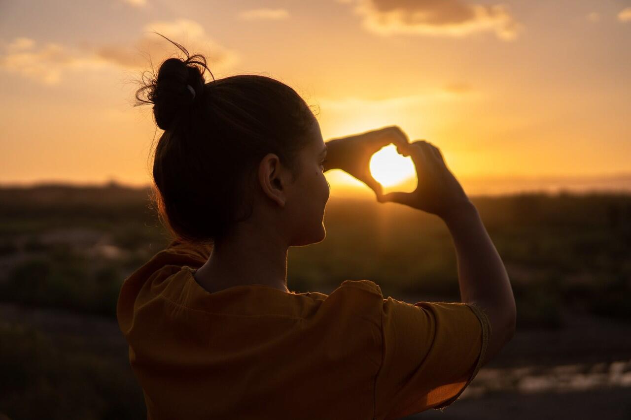 Terapkan Self Love, Ini Cara Menerima Diri Sendiri