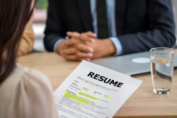 5 Manfaat Kalau Kamu Selalu Update CV Secara Rutin, Yuk Lakukan!