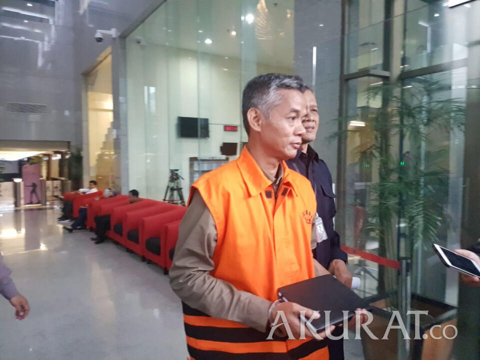 Diperiksa KPK, Wahyu Setiawan Mengaku Tidak Kenal Harun Masiku, tapi Kenal Hasto