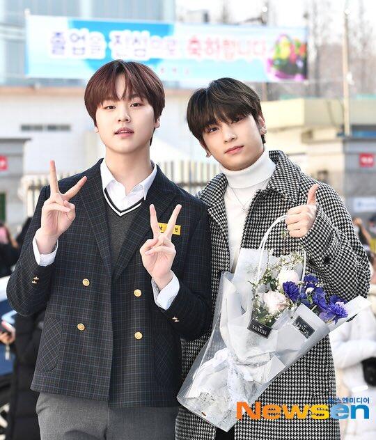 Congraduations!! Intip Momen Manis Kelulusan SMP Nam Do Hyon Bareng Lee Han Gyul