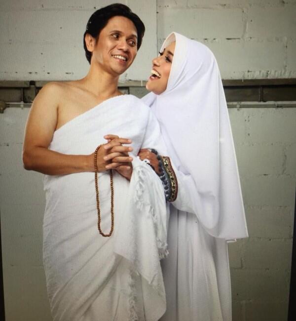 19 Tahun Bersama, 10 Potret Romantis Shahnaz Haque & Gilang Ramadhan