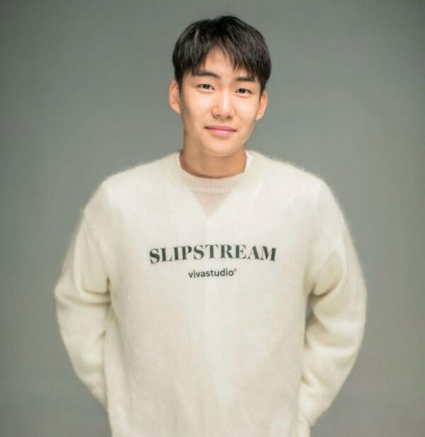 10 Potret Tang Jun Sang, Tentara Imut di KDrama Crash Landing on You