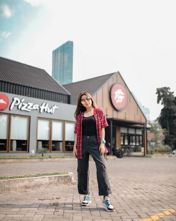 10 Potret Casual Style ala Fay Nabila, Gaya Masa Kini yang Cute Abis!