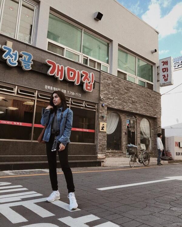 10 Potret Casual Style ala Fay Nabila, Gaya Masa Kini yang Cute Abis!