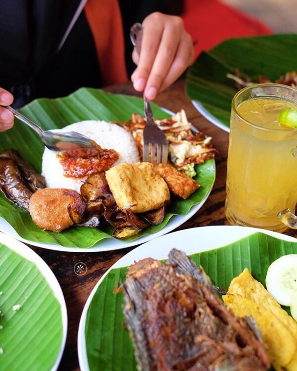 5 Warung Makan Nikmat di Solo yang Cocok Jadi Jujukan Mahasiswa