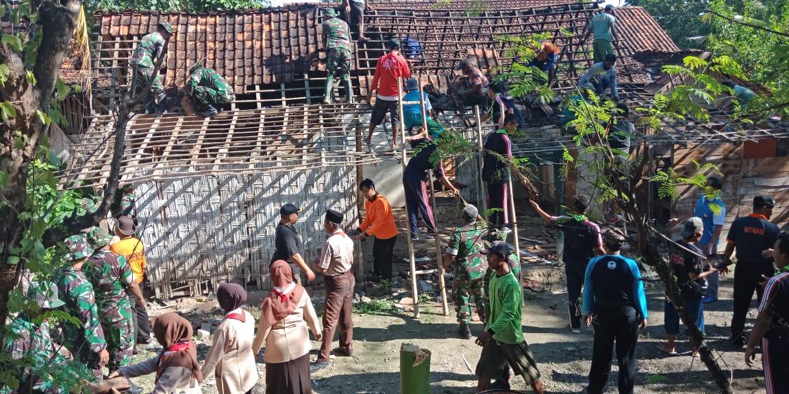 Bantuan RTLH Bentuk Kepedulian TNI terhadap Rakyatnya