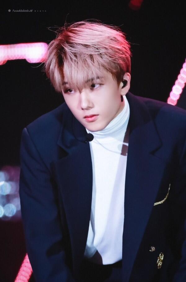 Semakin Dewasa, 10 Potret Jisung Maknae NCT yang Kini Berusia 18 Tahun