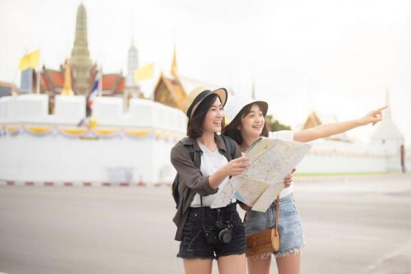 Easy Going, 5 Zodiak Ini Gak Nyusahin Kalau Diajak Pergi & Traveling