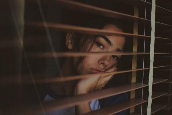 Gak Buruk, 5 Alasan Susah Move On adalah Sesuatu yang Wajar