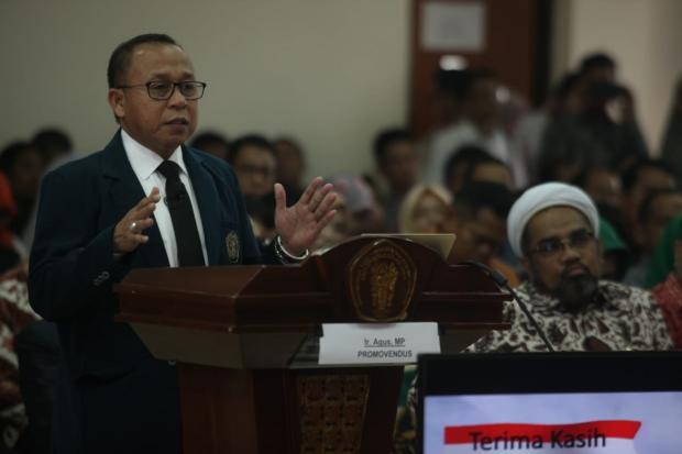 Ujian Doktoral, Agus Ambo Djiwa Paparkan Pembangunan Berkelanjutan di Pasangkayu