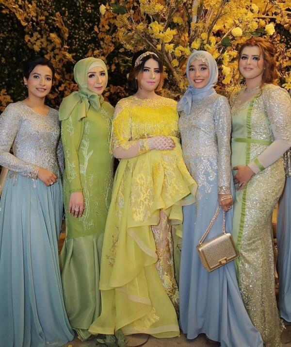 9 Inspirasi Kebaya Tasyi Athasyia, Kembaran Tasya Farasya, Jelita Abis