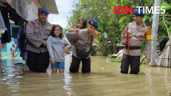Waspada Banjir! Jakarta Hari Ini akan Diguyur Hujan Hingga Malam