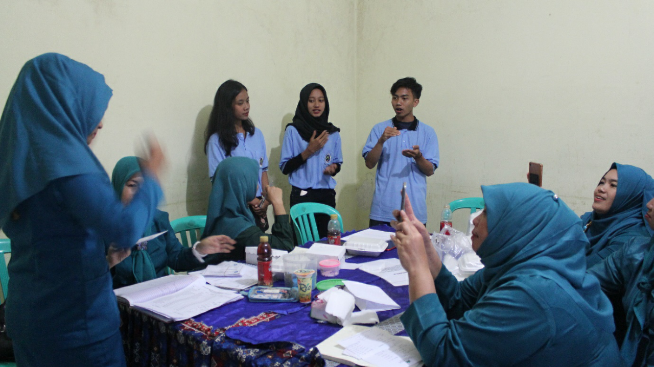 Antusiasme Beauty Class Di Desa Ngroto Bersama Inez Cosmetic