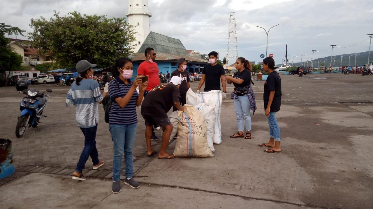 Peduli Lingkungan, Komunitas Bank Sampah Watogokok Larantuka Perangi Sampah