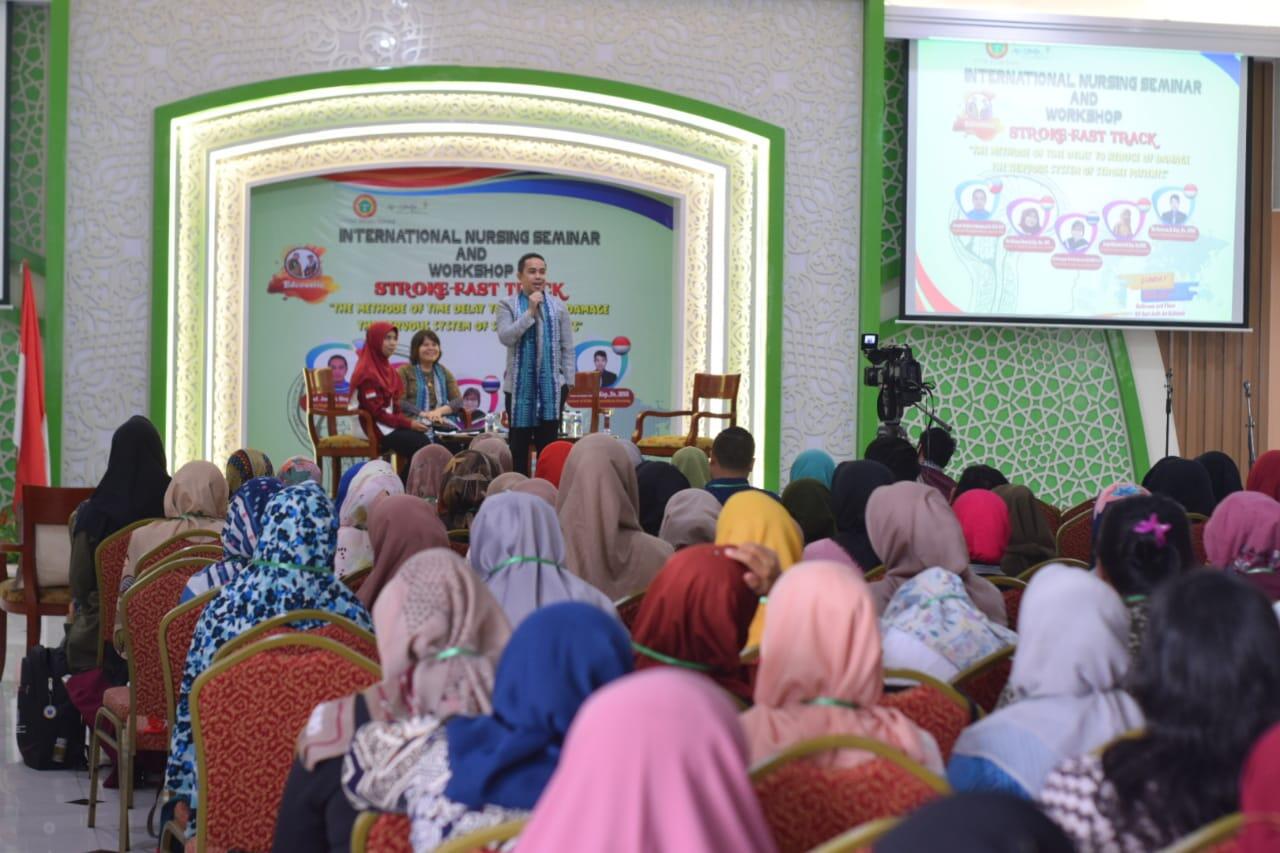 Pengurus Komisariat RS Sari Asih Mengadakan Nursing Seminar &amp; Workshop