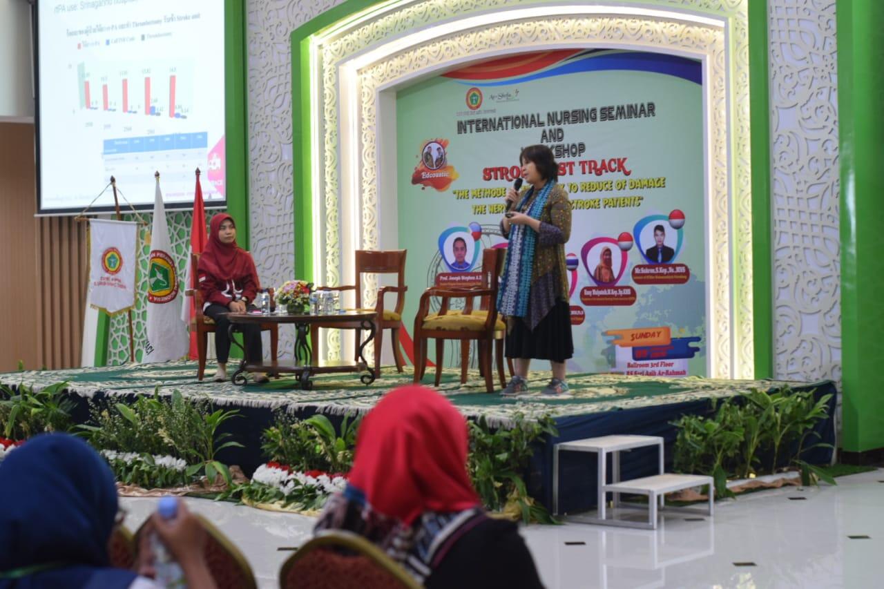 Pengurus Komisariat RS Sari Asih Mengadakan Nursing Seminar &amp; Workshop
