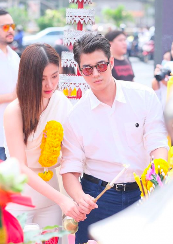 Bakal Main Film Baru, 10 Momen Mesra Reuni Baifern dan Mario Maurer