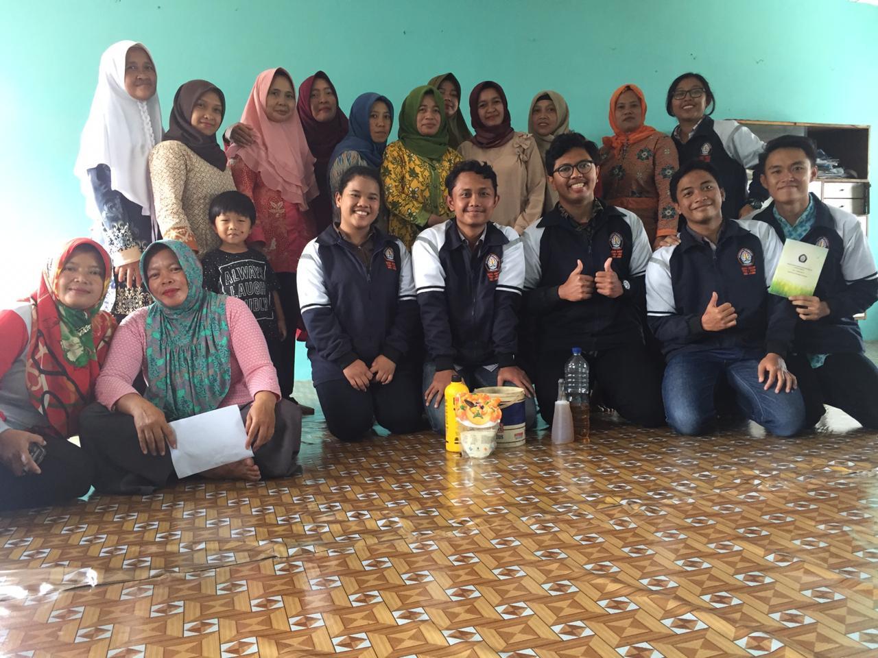 Sosialisasi Pengelolaan Sampah di Desa Bedono