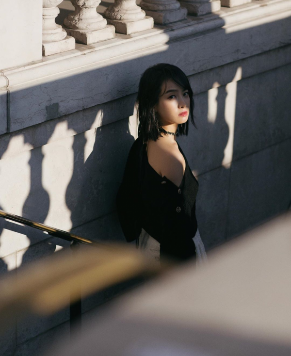 10 Pesona Victoria Song, Leader f(x) yang Kini Berkarier di Tiongkok