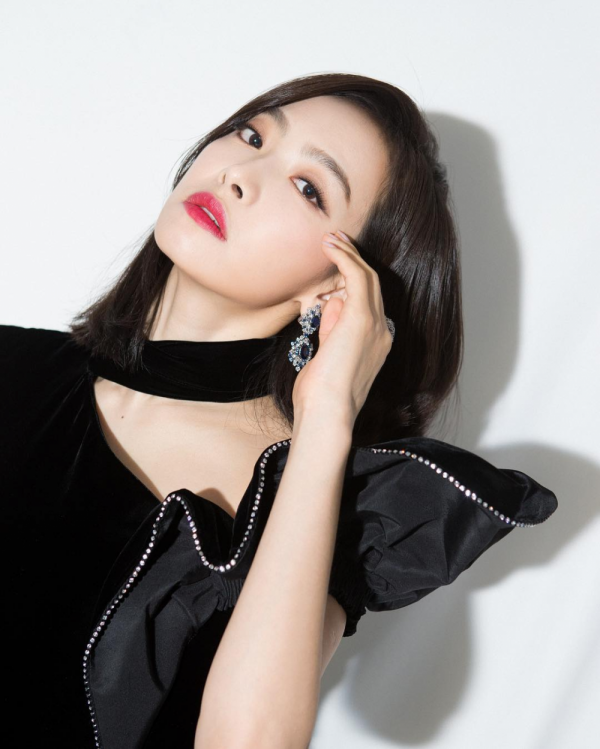 10 Pesona Victoria Song, Leader f(x) yang Kini Berkarier di Tiongkok