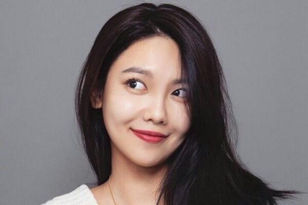Genap 30 Tahun, 9 Potret Sooyoung SNSD Kian Memukau dan Awet Muda