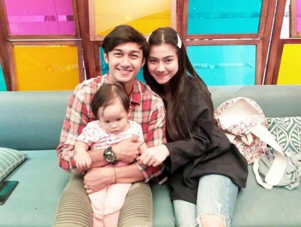 Tunangan dengan Hito, 10 Gaya Kencan Felicya Angelista yang Hits Abis