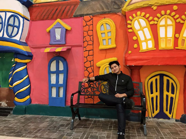 10 Potret Chand Kelvin yang Semakin Berkarisma, Hampir 35 Tahun!