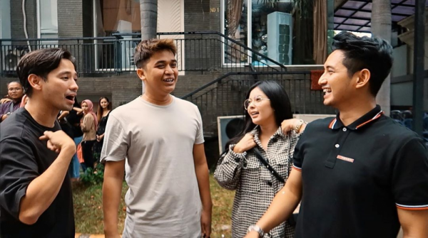 10 Potret Chand Kelvin yang Semakin Berkarisma, Hampir 35 Tahun!